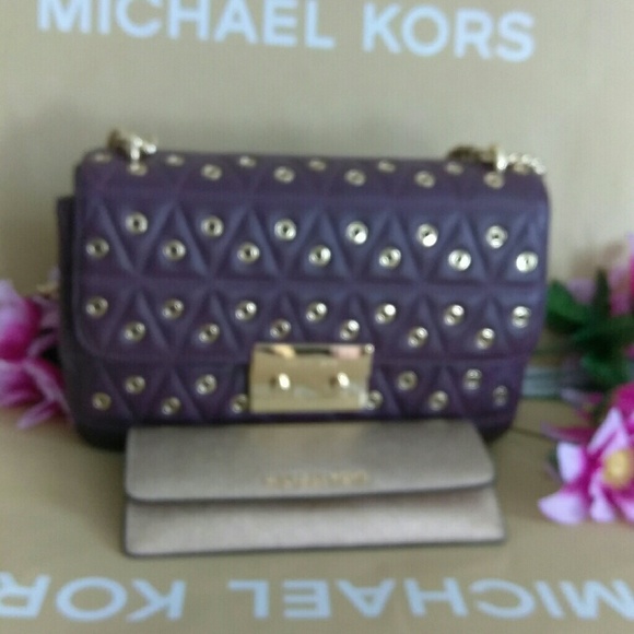Michael Kors Handbags - NWT Michael kors purse bag crossbody w/ wallet set